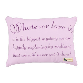 inspirational_pillow_love-rbe6ba09881724084a673b84ed93c0572_z6i0f_324